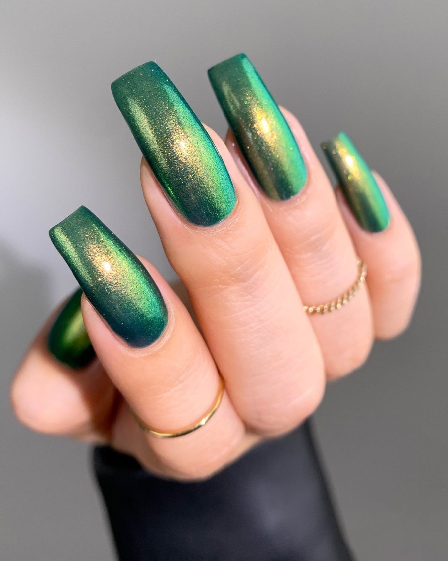 Nail Lacquer mooncat | Alien Invasion